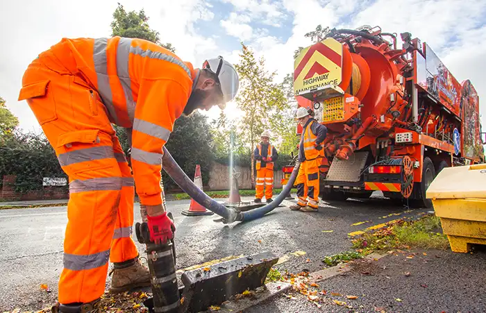 Manhole clearing – 9